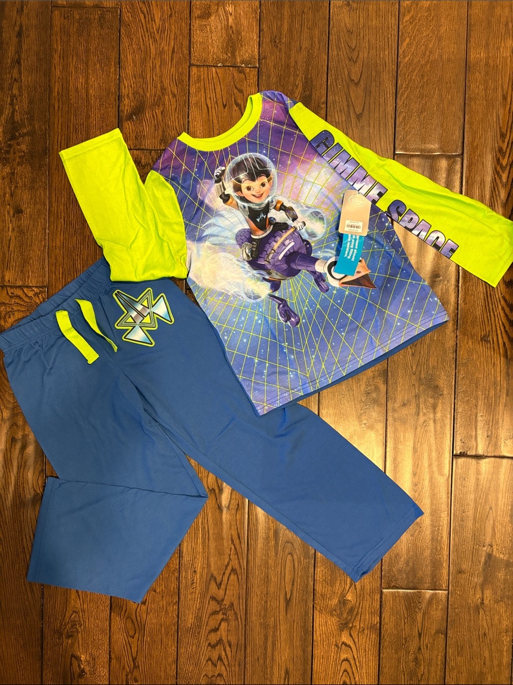 NWT Disney Space Graphic Tee & Neon Yellow Sleeve Detail
